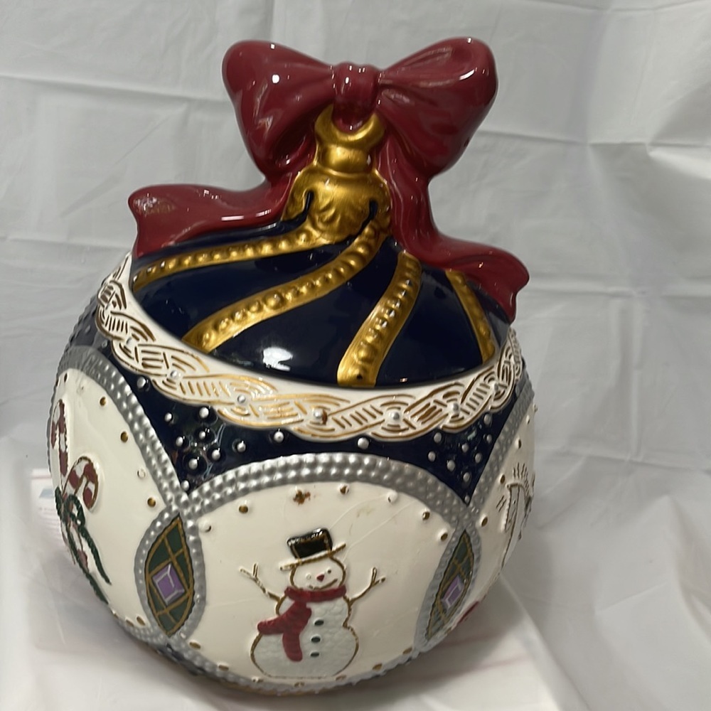 VTG JCPenny Home Collection Christmas ornament cookie jar - Picture 4 of 11